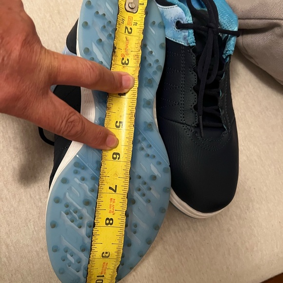 Skechers golf performance golf max shoes size 7.  Fits like a 6 or 6.5 - Picture 9 of 9